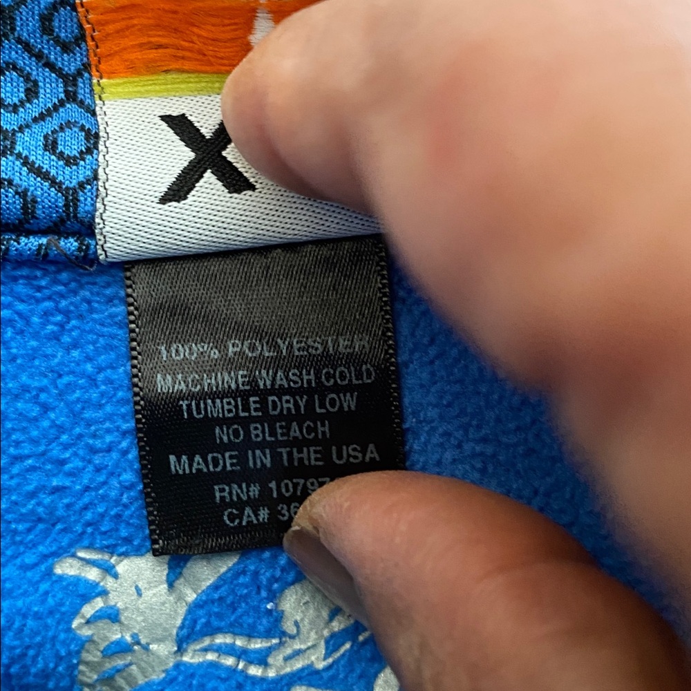 Kerrits Blue Geometric Pattern Top - image 7